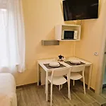 Ξενοδοχείο με διαμερίσματα La Corte Del Maggiore 3*