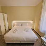 Ξενοδοχείο με διαμερίσματα La Corte Del Maggiore 3*