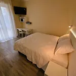 La Corte Del Maggiore Aparthotel Parma