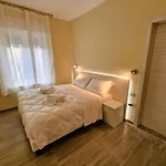 Aparthotel La Corte Del Maggiore