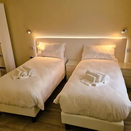 La Corte Del Maggiore Aparthotel 3*