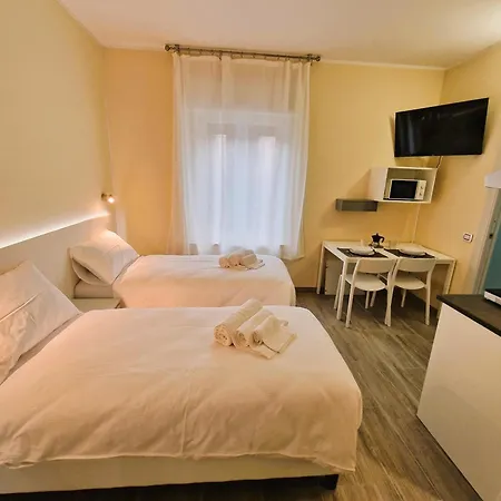 Apart Otel La Corte Del Maggiore 3*