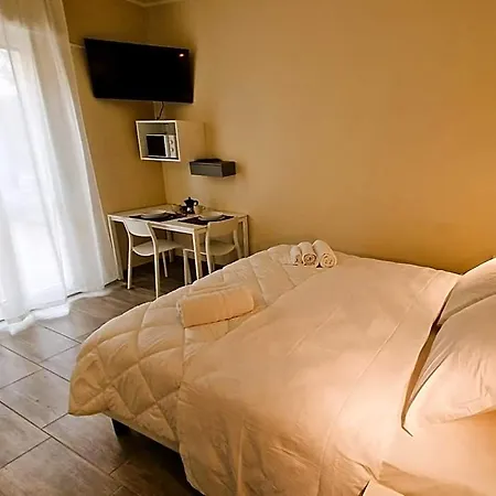 Aparthotel La Corte Del Maggiore Parma