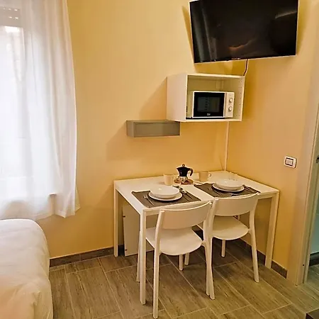 La Corte Del Maggiore Aparthotel